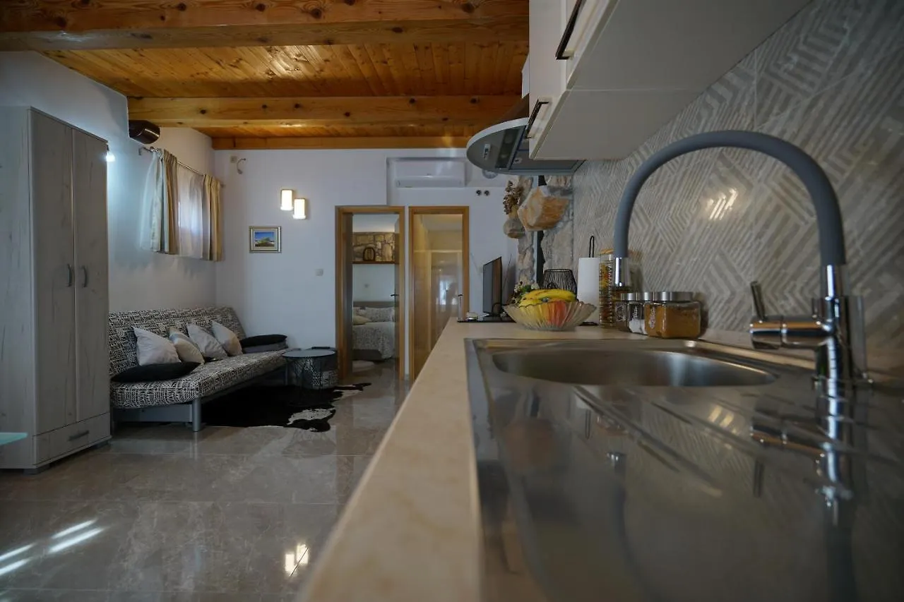 Angelina - Stone House Apartment Kali 0*,  Croatia