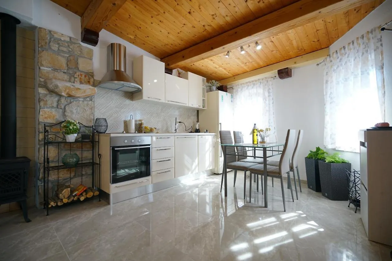 Angelina - Stone House Apartment Kali Croatia