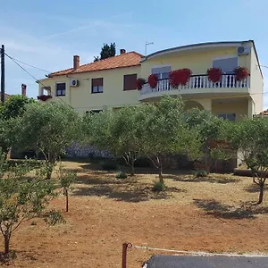 Apartment Apartman Kali, Kali